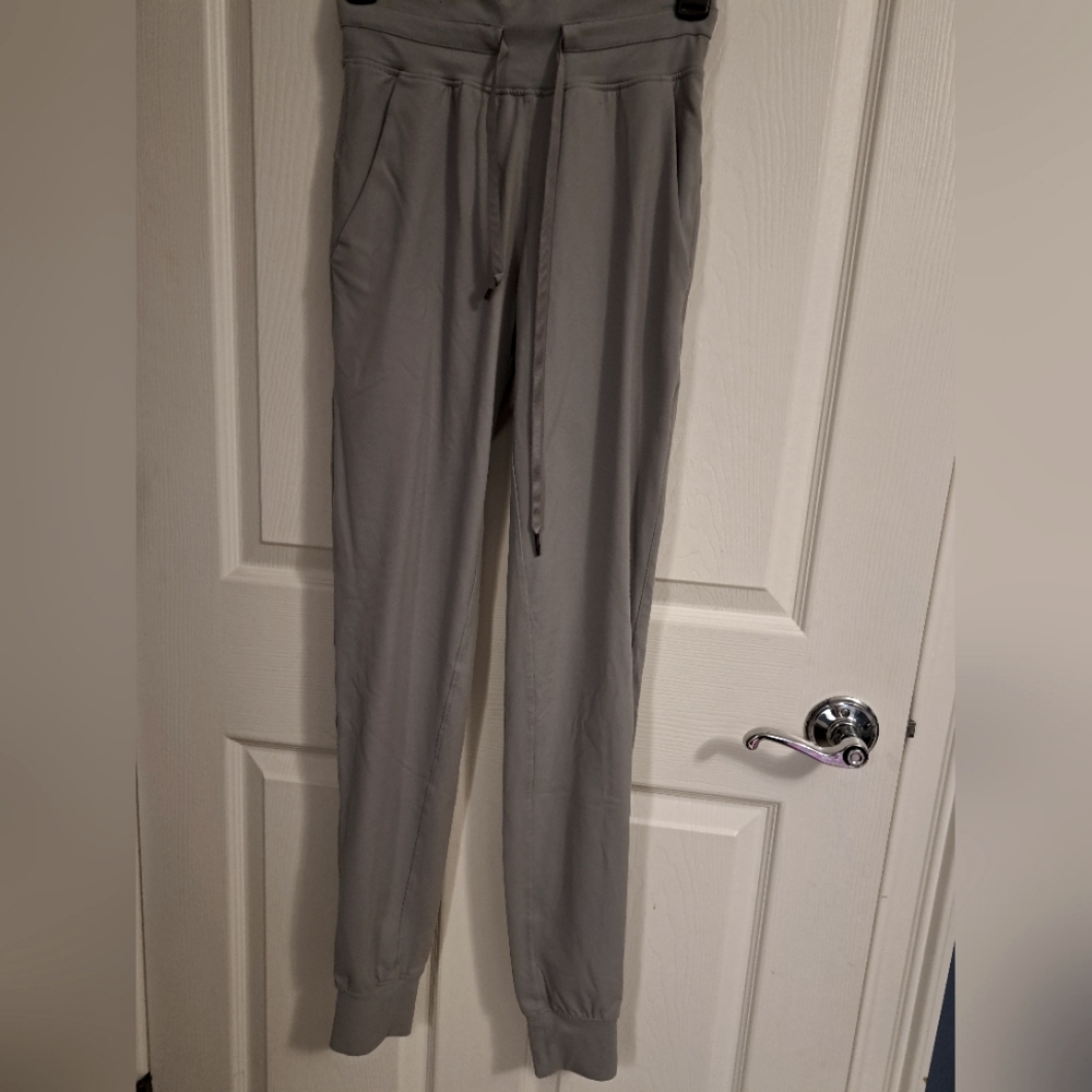 Zyia Gray Ascend Joggers